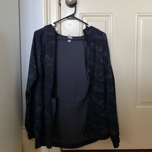 Small Dark Camouflage RBX lightweight jacket